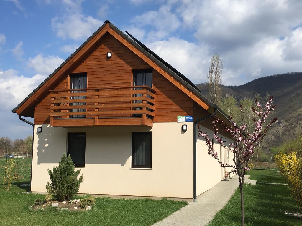 Dunazug Apartmanhaz Dömös Dış mekan fotoğraf