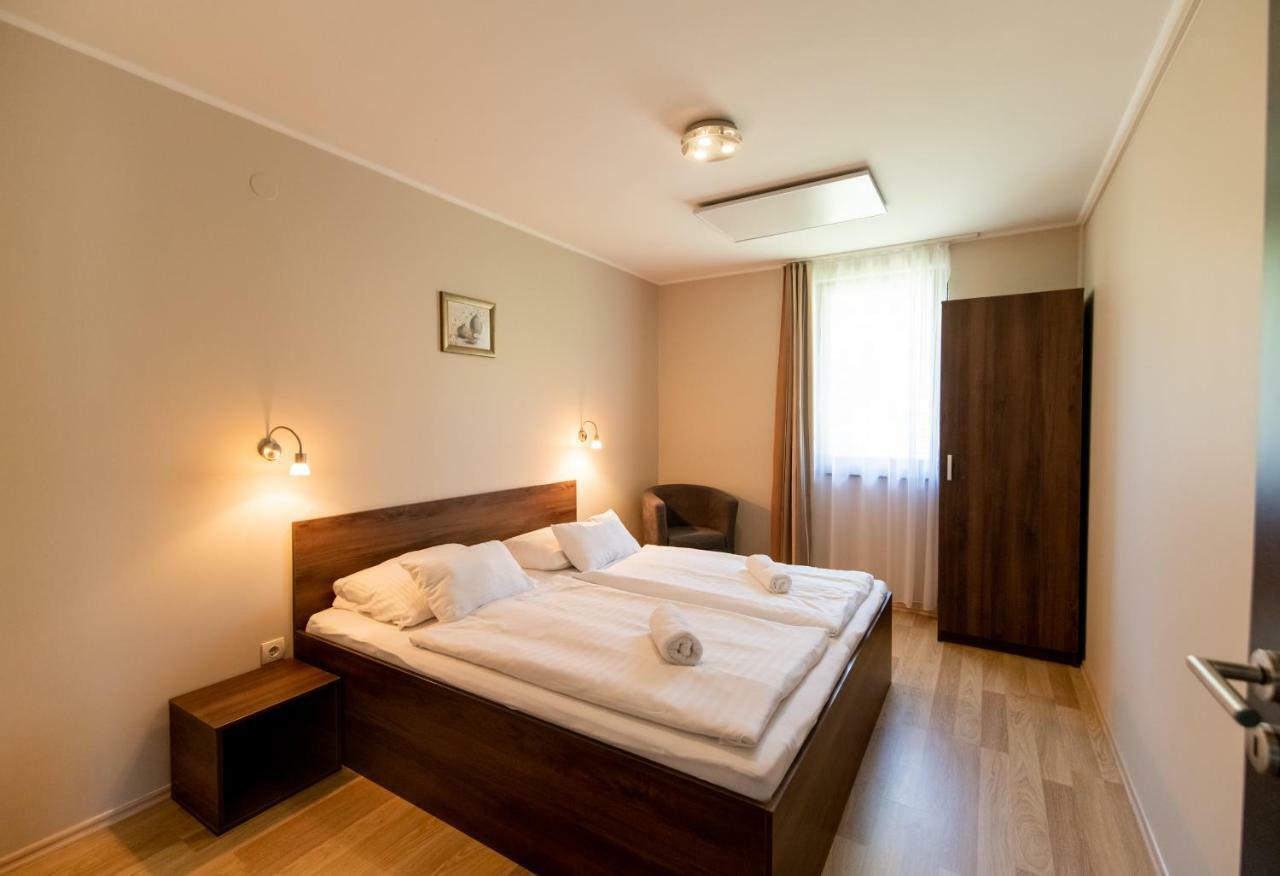 Dunazug Apartmanhaz Dömös Dış mekan fotoğraf