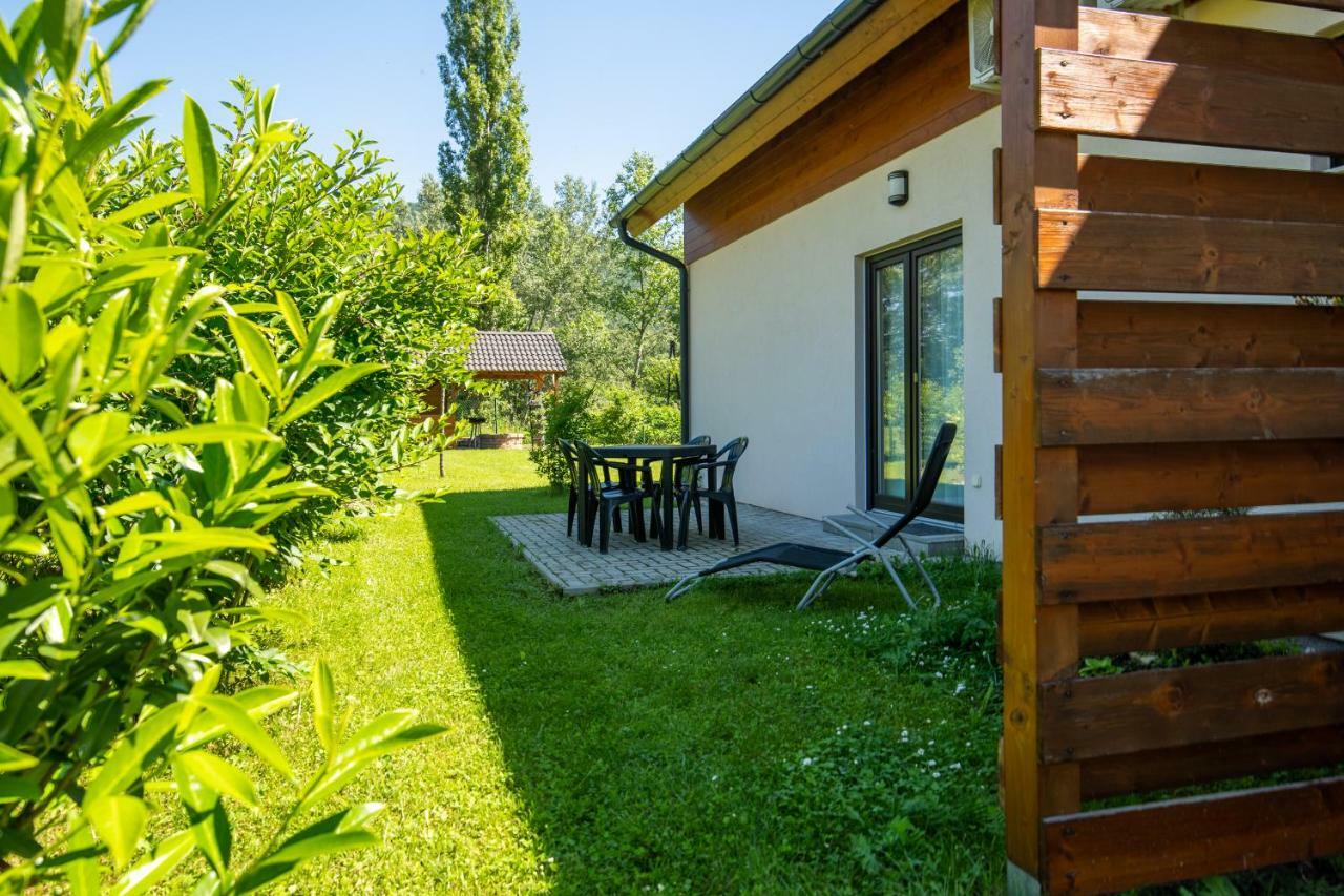 Dunazug Apartmanhaz Dömös Dış mekan fotoğraf