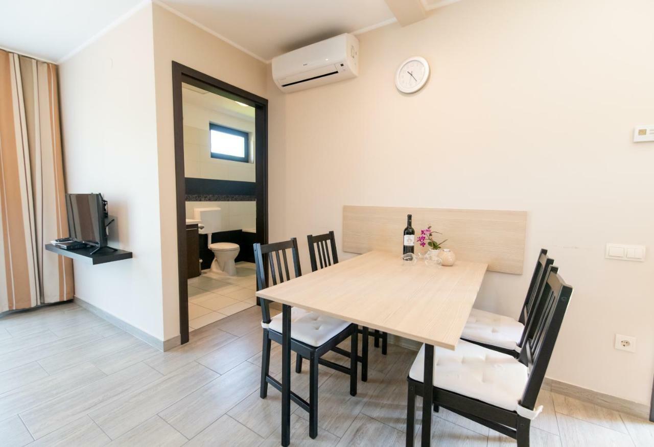 Dunazug Apartmanhaz Dömös Dış mekan fotoğraf